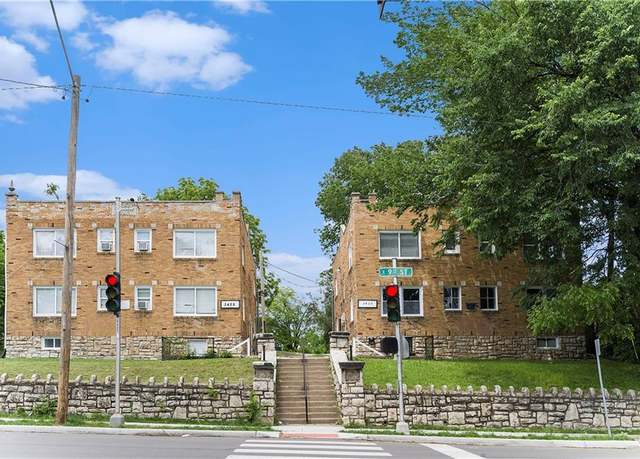 Property at 3428-3430 E 9th St, Kansas City, MO 64124, 18 beds, 10 baths