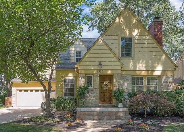 Property at 5525 Norwood Rd, Fairway, KS 66205, 4 beds, 4 baths