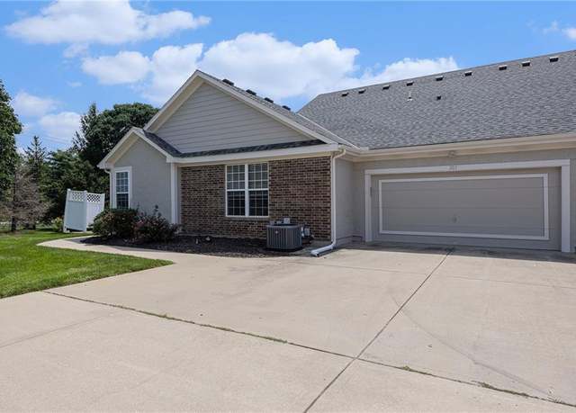 Property at 12001 S Tallgrass Dr #203, Olathe, KS 66061, 2 beds, 3 baths