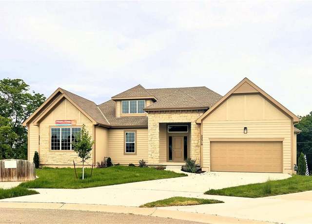 Property at 22312 W 76th St, Shawnee, KS 66227, 4 beds, 3 baths