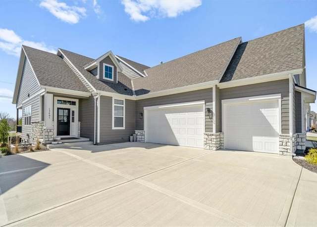 Property at 13401 W 174th Pl, Overland Park, KS 66221, 3 beds, 3 baths