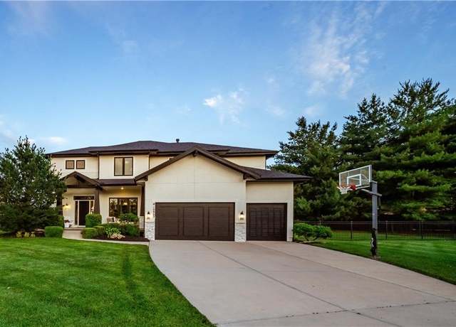 Property at 10903 W 169th Ter, Overland Park, KS 66221, 5 beds, 5.5 baths