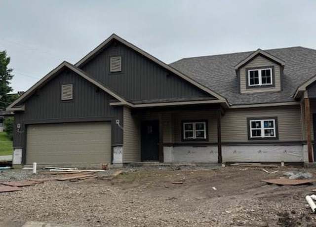 Property at 3002 Sheffield Ln, St Joseph, MO 64506, 2 beds, 2 baths
