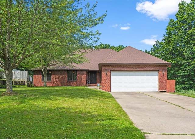 Property at 2120 N Liberty St, Independence, MO 64050, 4 beds, 3 baths
