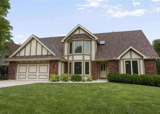 Property at 709 Kingston Dr, Liberty, MO 64068, 4 beds, 3.5 baths