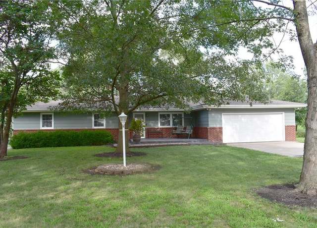 Property at 28420 Old Kansas City Rd, Paola, KS 66071, 3 beds, 3 baths