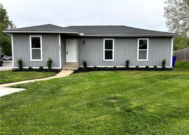 Property at 647 E El Monte Ct, Olathe, KS 66061, 3 beds, 1 bath