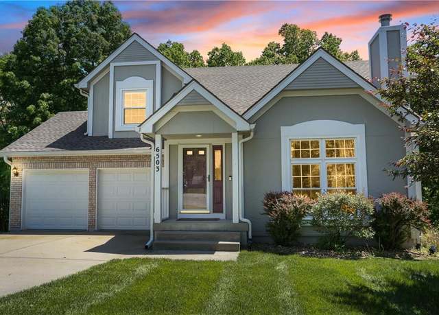 Property at 6503 NW Sioux Ct, Parkville, MO 64152, 3 beds, 3.5 baths
