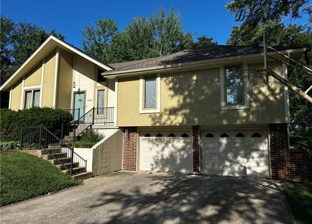Property at 1409 SW 24th St, Blue Springs, MO 64015, 3 beds, 2 baths