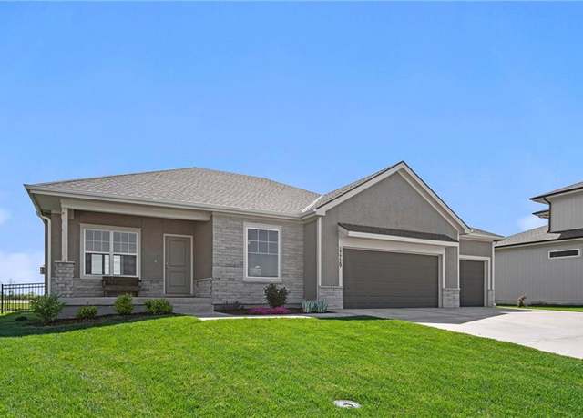 Property at 17729 Greeley St, Gardner, KS 66030, 2 beds, 2 baths