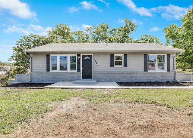 Property at 1925 N 86th St, Kansas City, KS 66112, 3 beds, 2 baths