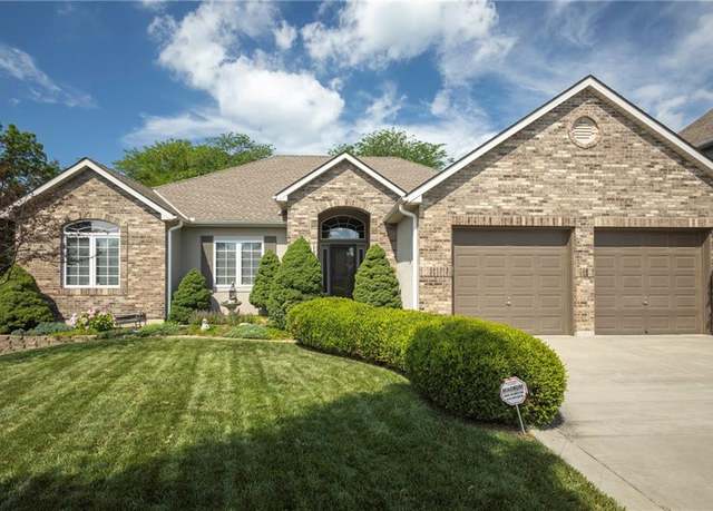 Property at 1128 N Old Mill Rd, Independence, MO 64056, 4 beds, 3 baths