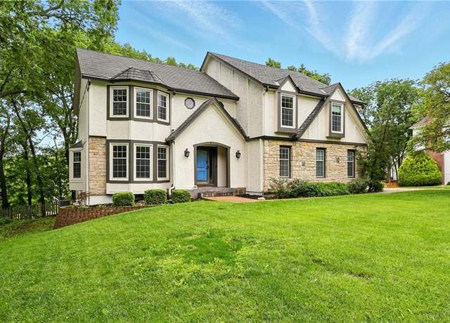 Property at 12844 Granada Ln, Leawood, KS 66209, 4 beds, 4.5 baths