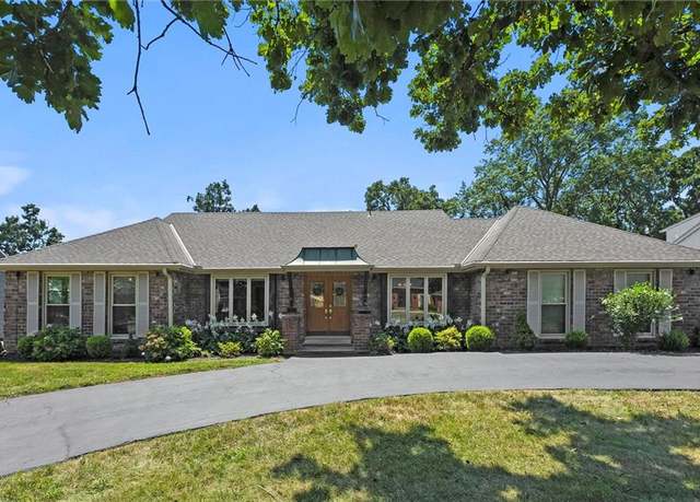 Property at 9405 W 106 St, Overland Park, KS 66212, 4 beds, 3 baths