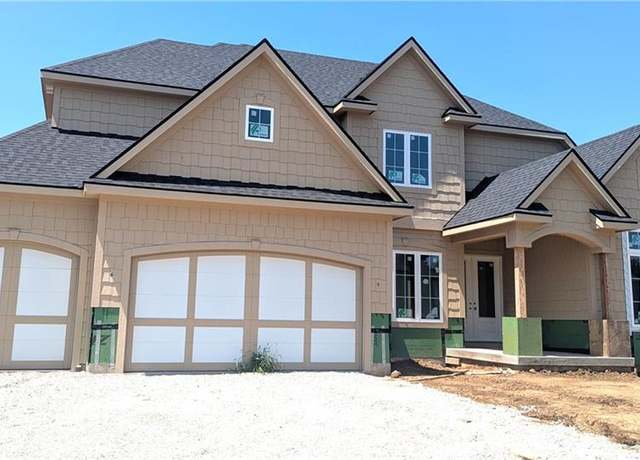 Property at 16924 Futura St, Overland Park, KS 66085, 4 beds, 4.5 baths