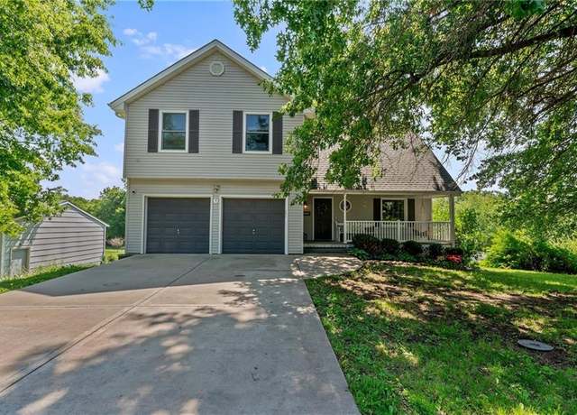 Property at 13355 Prairie Creek Rd, Platte City, MO 64079, 5 beds, 2.5 baths