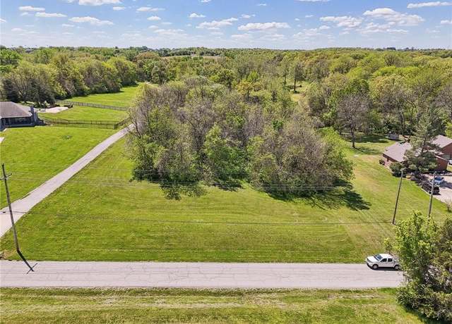 Property at 11111 Hubbard Rd, Kansas City, KS 66109