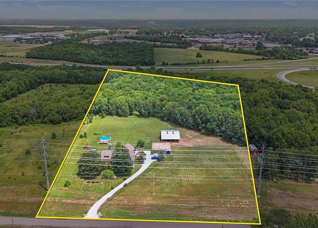 Property at 34860 W 95th St, De Soto, KS 66018