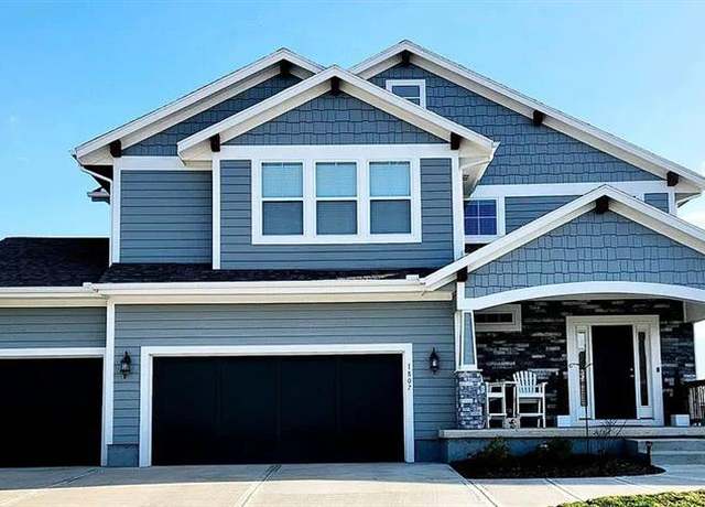 Property at 1807 Catalpa St, Olathe, KS 66061, 5 beds, 3.5 baths