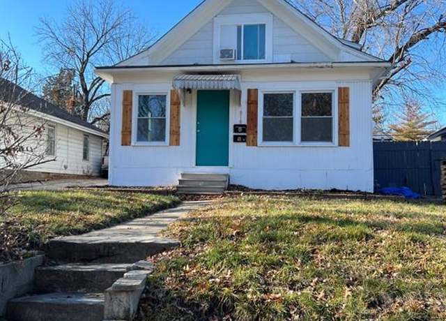 Property at 810 S Hardy Ave, Independence, MO 64053, 3 beds, 2 baths