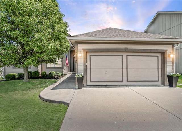 Property at 9115 N Holly St, Kansas City, MO 64155, 4 beds, 3 baths