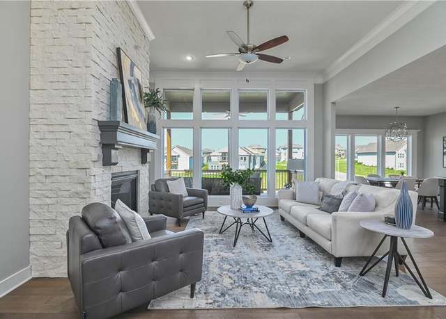 Property at 5858 Mccormick Dr, Shawnee, KS 66226, 4 beds, 3 baths