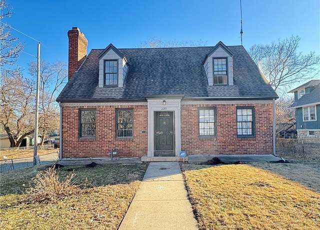 Property at 2249 E 69th Ter, Kansas City, MO 64132, 4 beds, 2.5 baths