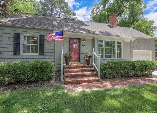 Property at 7481 Village Dr, Prairie Village, KS 66208, 4 beds, 2 baths