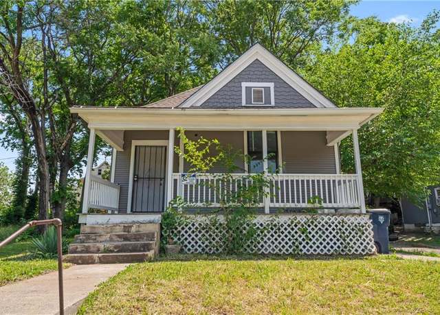 Property at 2915 Wabash Ave, Kansas City, MO 64109, 3 beds, 1 bath