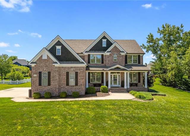 Property at 1602 SW Deer Run Rd, Oak Grove, MO 64075, 5 beds, 4.5 baths