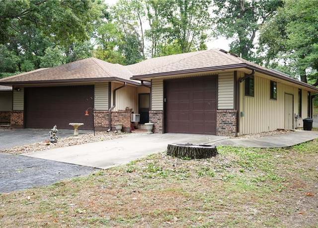 Property at 235 NE 61st Rd, Warrensburg, MO 64093, 3 beds, 3 baths