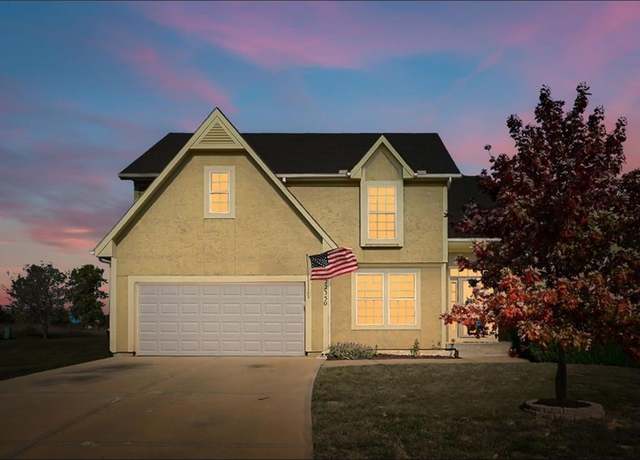 Property at 22350 S Madison St, Spring Hill, KS 66083, 4 beds, 2.5 baths