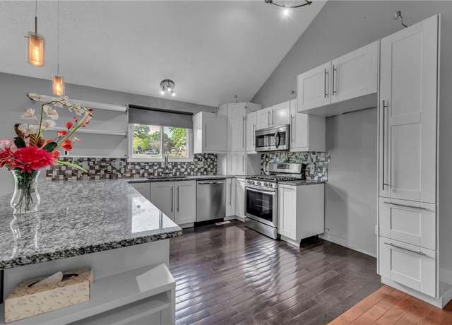 Property at 5937 N Kansas Ave, Kansas City, MO 64119, 2 beds, 2.5 baths
