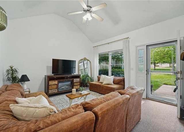 Property at 2111 N 83rd Pl, Kansas City, KS 66109, 2 beds, 1 bath