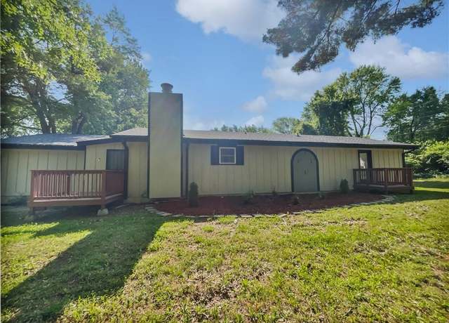 Property at 8701 E 109th Ter, Kansas City, MO 64134, 3 beds, 3 baths