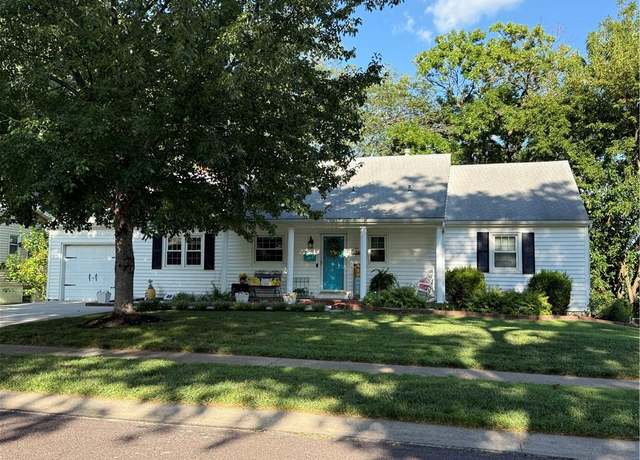 Property at 8741 Marty St, Overland Park, KS 66212, 3 beds, 2.5 baths