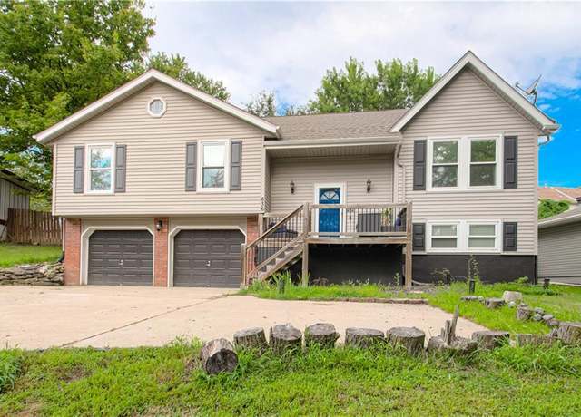 Property at 636 Sheidley Ave, Bonner Springs, KS 66012, 4 beds, 3 baths