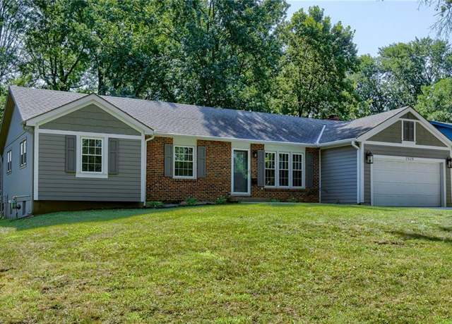 Property at 7929 Lamar Ave, Prairie Village, KS 66208, 3 beds, 2 baths