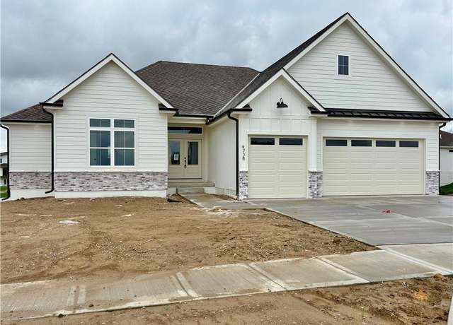 Property at 4738 NW Sienna Rdg, Riverside, MO 64150, 4 beds, 3 baths