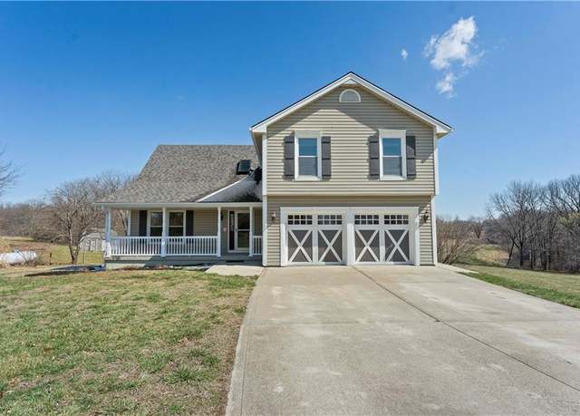Property at 7171 SE Timberlake Dr, Holt, MO 64048, 4 beds, 3.5 baths