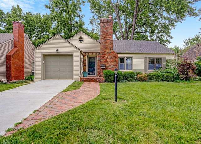 Property at 5939 Delmar St, Fairway, KS 66205, 2 beds, 1 bath