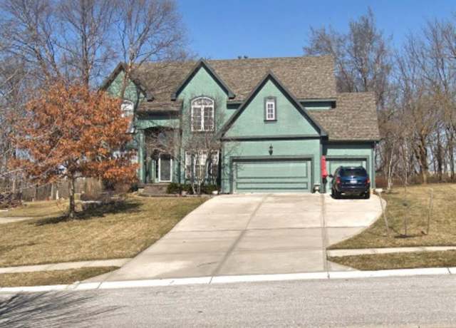 Property at 2634 SW Wintervalley Dr, Lee's Summit, MO 64081, 4 beds, 4.5 baths