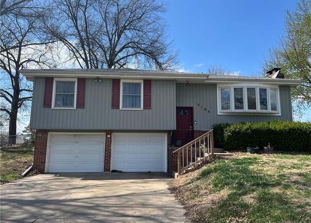 Property at 3104 N 84th Pl, Kansas City, KS 66109, 3 beds, 2.5 baths