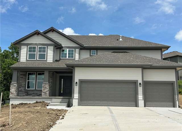 Property at 2988 W Sitka St, Olathe, KS 66061, 5 beds, 4 baths