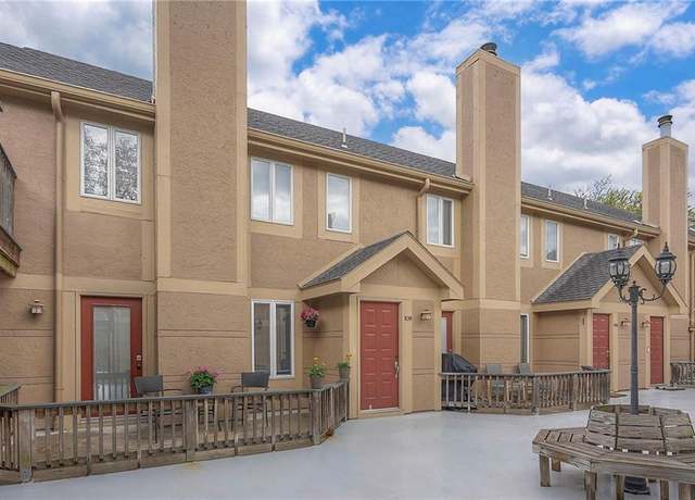 Property at 4320 Belleview Ave #109, Kansas City, MO 64111, 2 beds, 2 baths