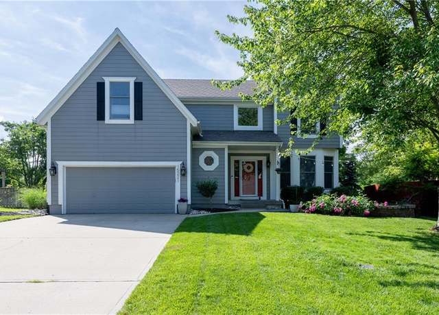 Property at 15221 W 139th Ter, Olathe, KS 66062, 4 beds, 2.5 baths