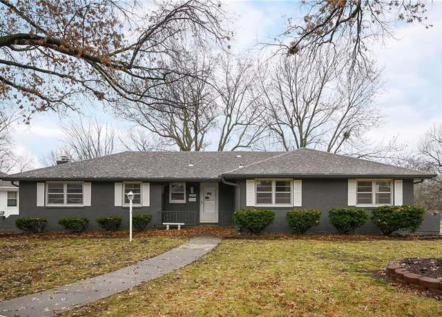 Property at 6100 Englewood Ave, Raytown, MO 64133, 4 beds, 2 baths