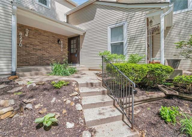 Property at 8272 NW Barrybrooke Dr, Kansas City, MO 64151, 2 beds, 2 baths