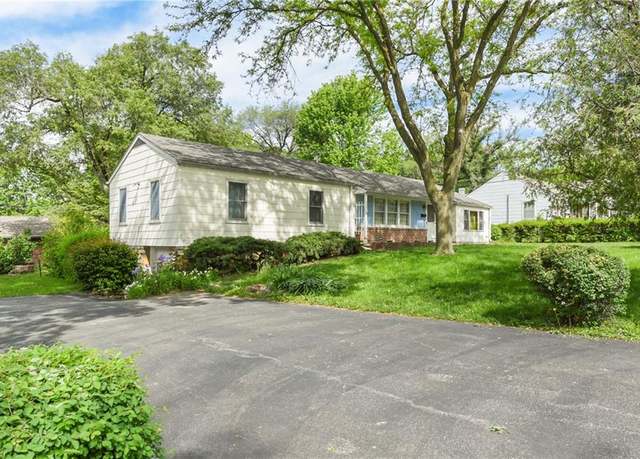 Property at 6136 Ballentine Ave, Shawnee, KS 66203, 4 beds, 1.5 baths