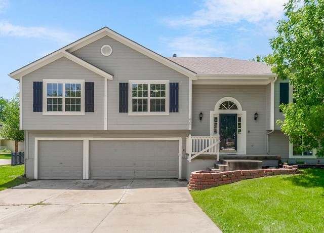 Property at 18201 W 157th Ter, Olathe, KS 66062, 4 beds, 3 baths